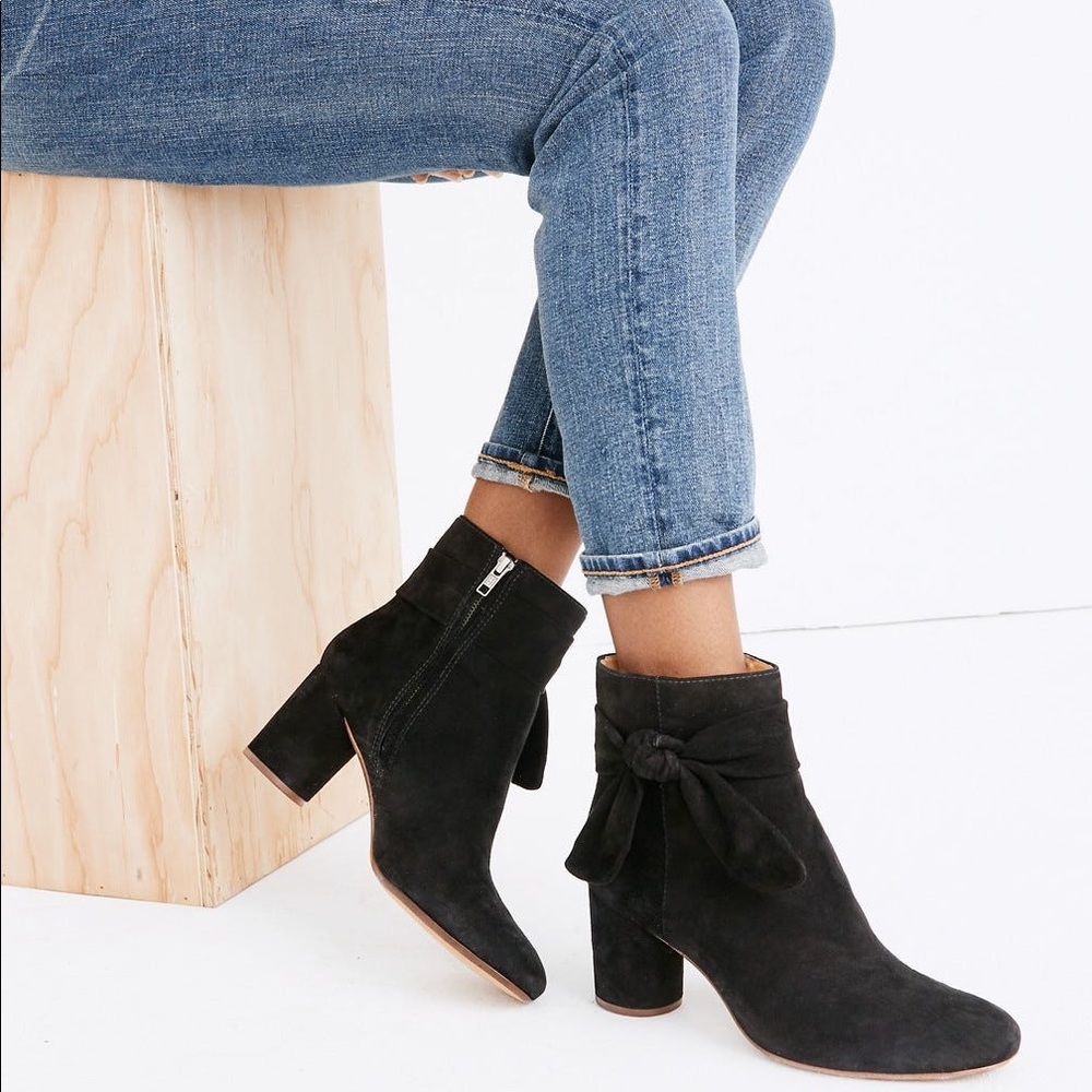 Madewell The Esme Bow Boot in Suede